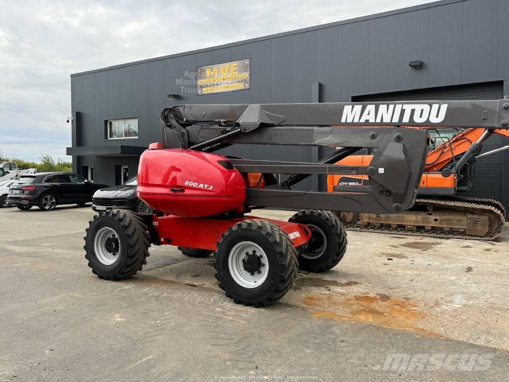 Manitou ATJ 200 ブームリフト　直伸型
