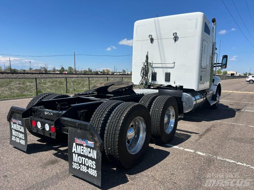 Kenworth T 880 中古トラクターヘッド | トレーラーヘッド