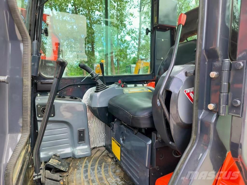 Kubota U 50 ミニ油圧ショベル 7t以下（ミニユンボ・ミニディガー）
