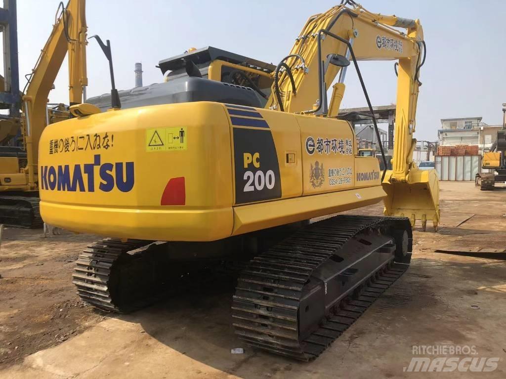 Komatsu PC 220-8 大型油圧ショベル12t以上（パワーショベル・ユンボ）