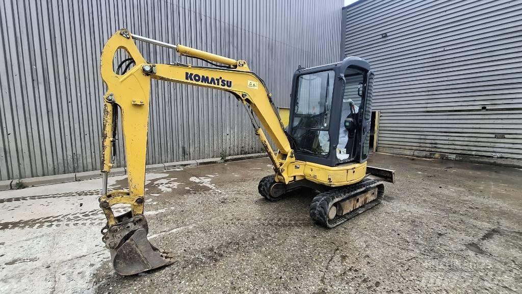 Komatsu PC27MR ミニ油圧ショベル 7t以下（ミニユンボ・ミニディガー）