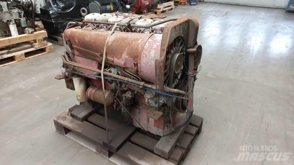 Deutz BF6L913 エンジン