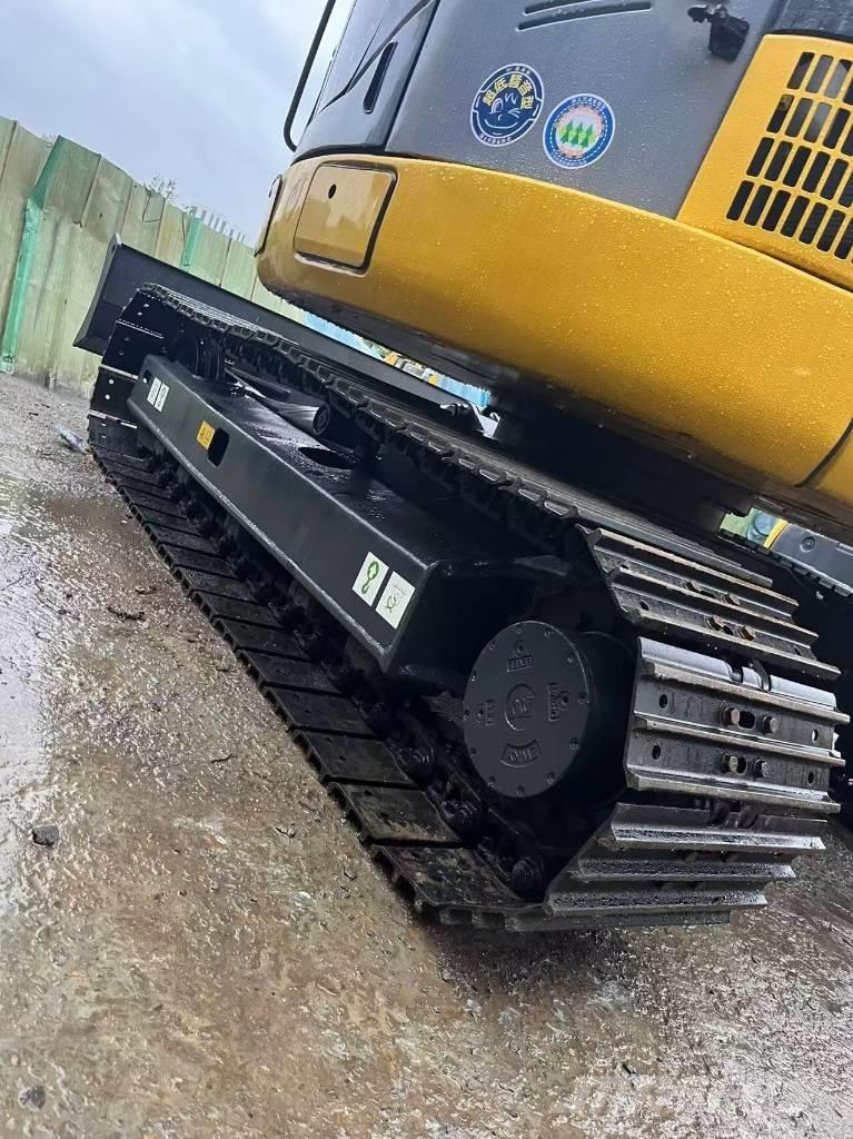 Komatsu PC 78 大型油圧ショベル12t以上（パワーショベル・ユンボ）