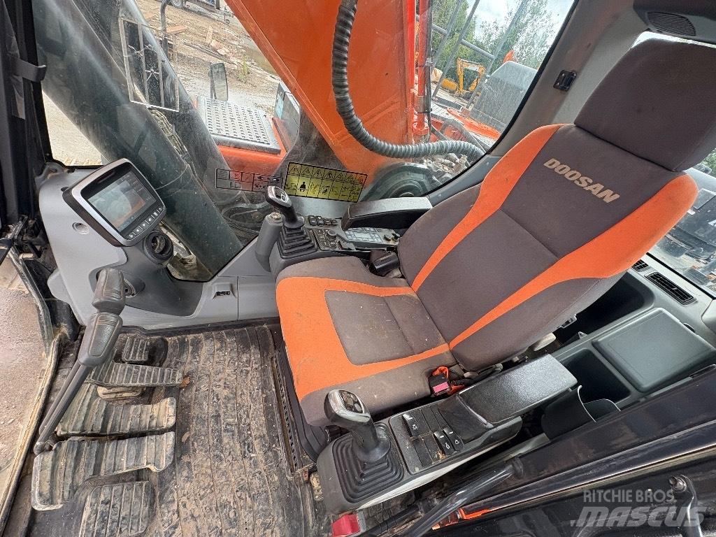 Doosan DX380LC-5 大型油圧ショベル12t以上（パワーショベル・ユンボ）