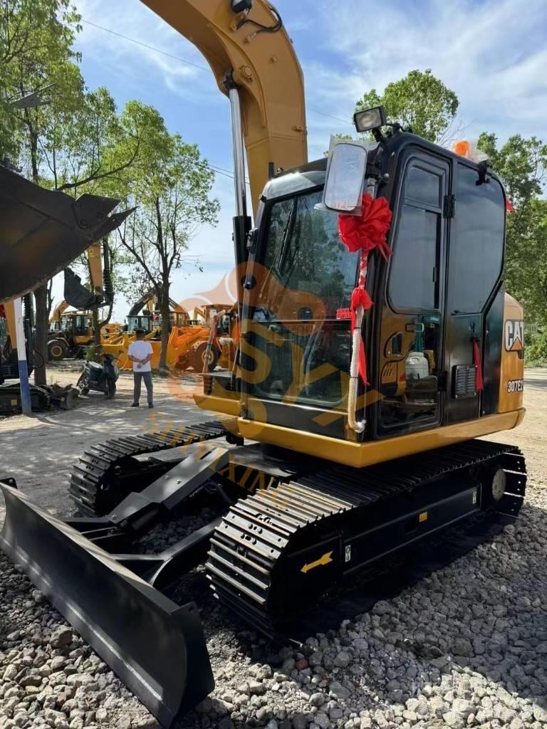 CAT 307 E 中型油圧ショベル 7ｔ-12ｔ（ユンボ・パワーショベル・バックホー）