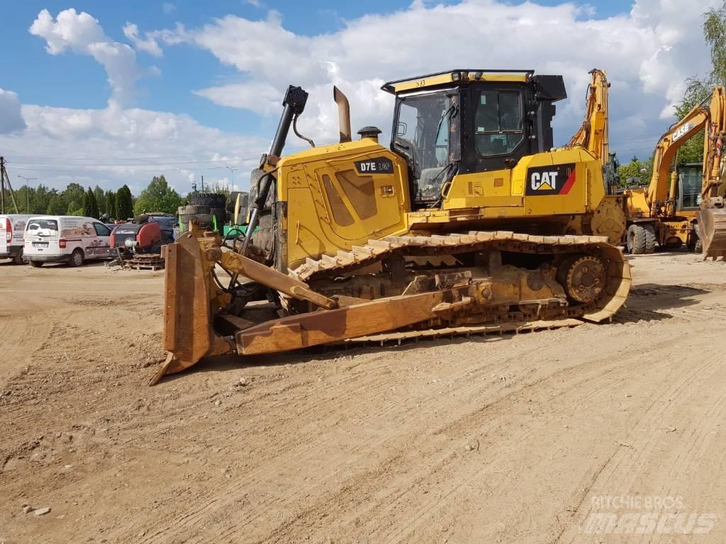 CAT D 7 E LGP ブルドーザー