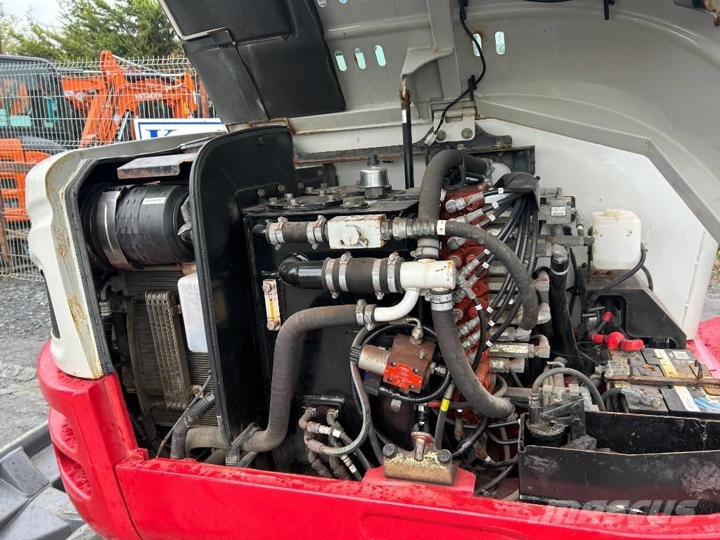 Takeuchi TB 260 ミニ油圧ショベル 7t以下（ミニユンボ・ミニディガー）