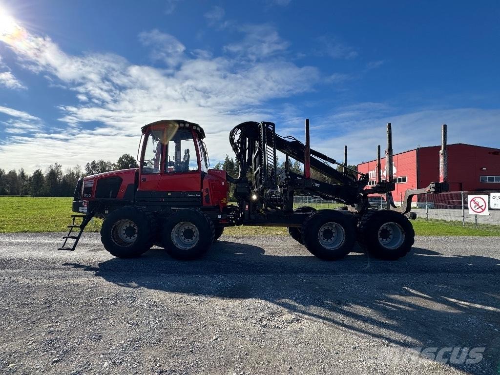 Komatsu 855 フォワーダー