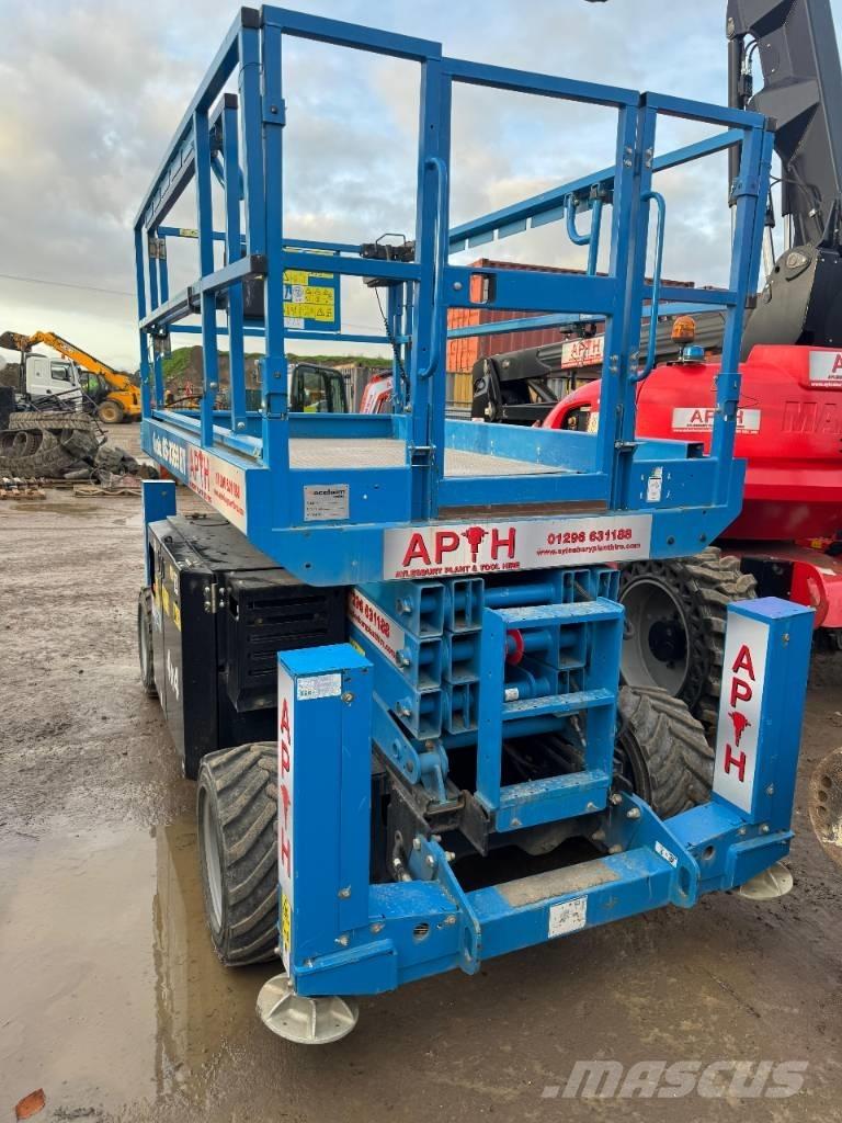 Genie GS 3369 RT シザースリフト