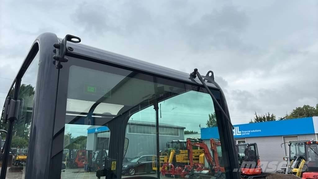 Kubota KX019-4 ミニ油圧ショベル 7t以下（ミニユンボ・ミニディガー）