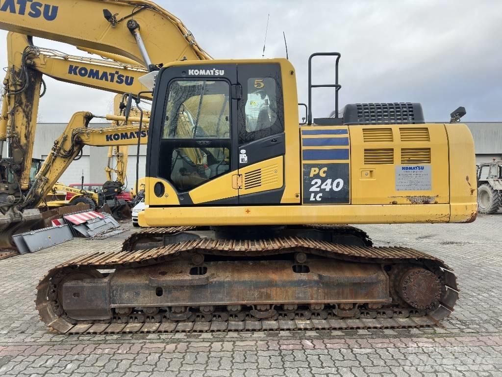 Komatsu PC 240 LC-11 大型油圧ショベル12t以上（パワーショベル・ユンボ）
