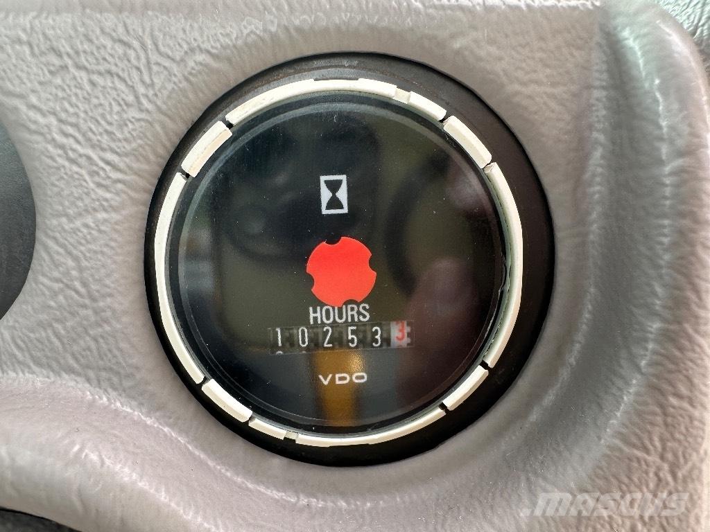 Volvo L 220 G ホイールローダー・タイヤショベル