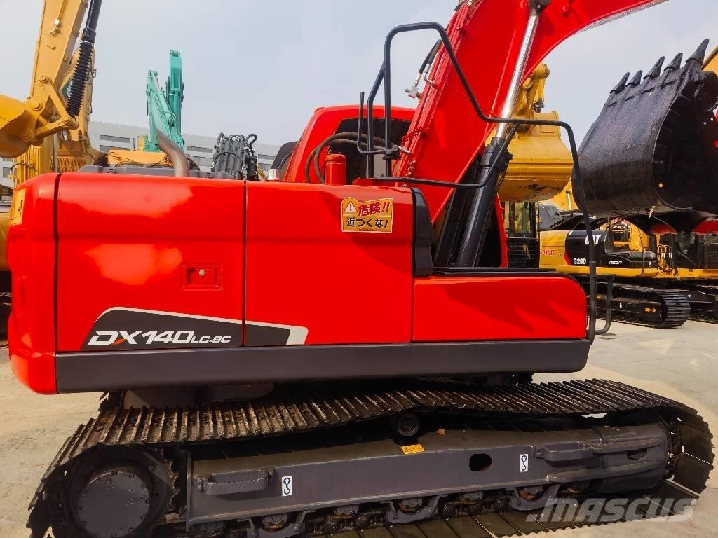 Doosan DX140LC-9C 大型油圧ショベル12t以上（パワーショベル・ユンボ）