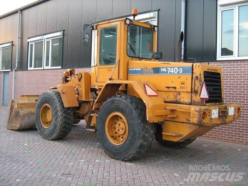 Hyundai HL740-3 ホイールローダー・タイヤショベル