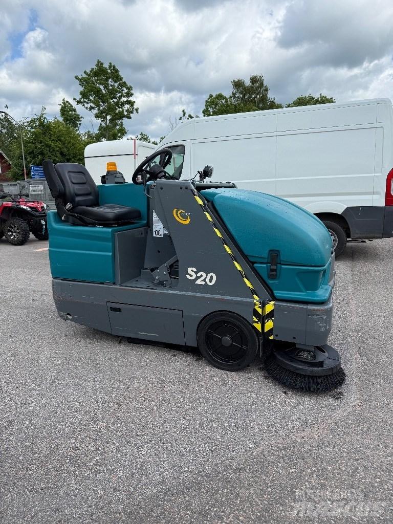 Tennant S20 屋内用スイーパー