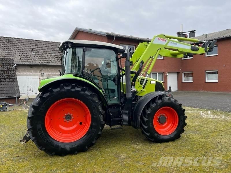 CLAAS ARION 440 トラクター