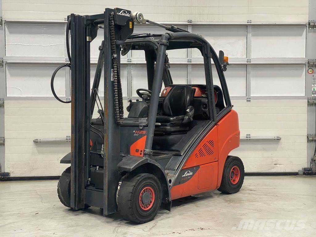 Linde H25T-02 LPGフォークリフト