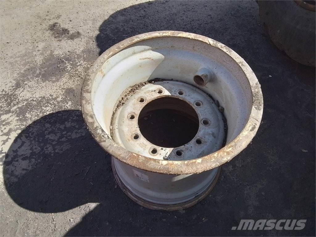 Valmet 901 22x24,5 タイヤ、ホイル、リム
