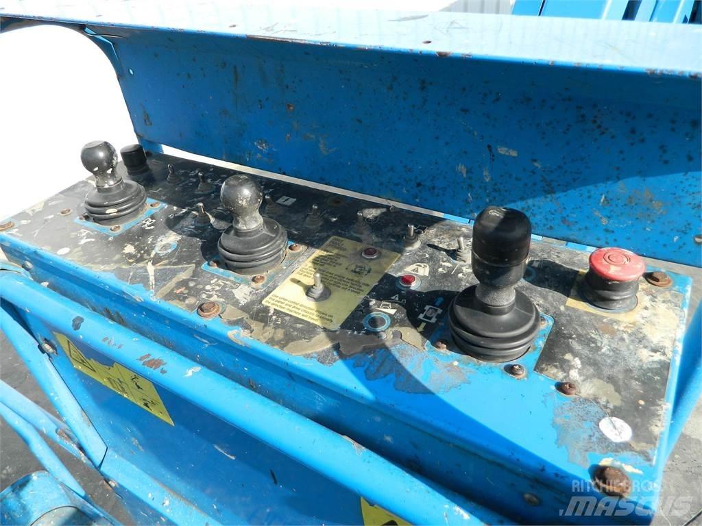 Genie Z45 25J ブームリフト　屈伸型
