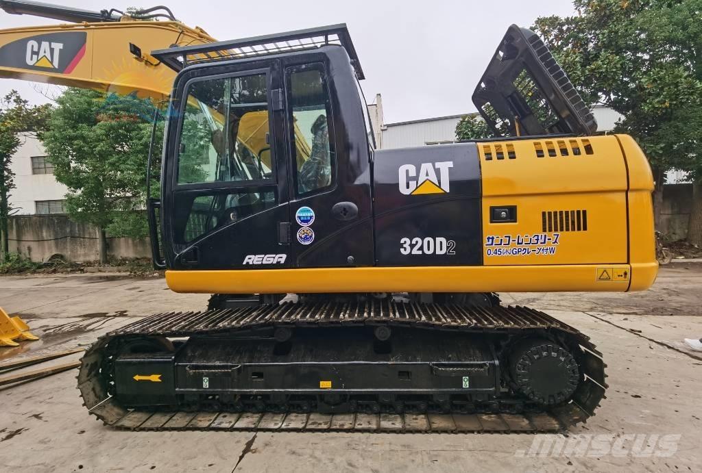 CAT 320d2 大型油圧ショベル12t以上（パワーショベル・ユンボ）
