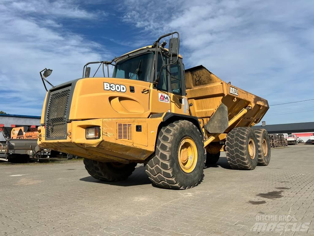 Bell B 30 D アーティキュレート式ダンプトラック