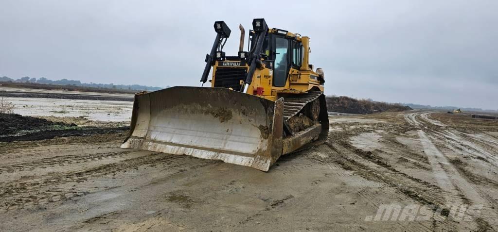 CAT D 6 R III ブルドーザー