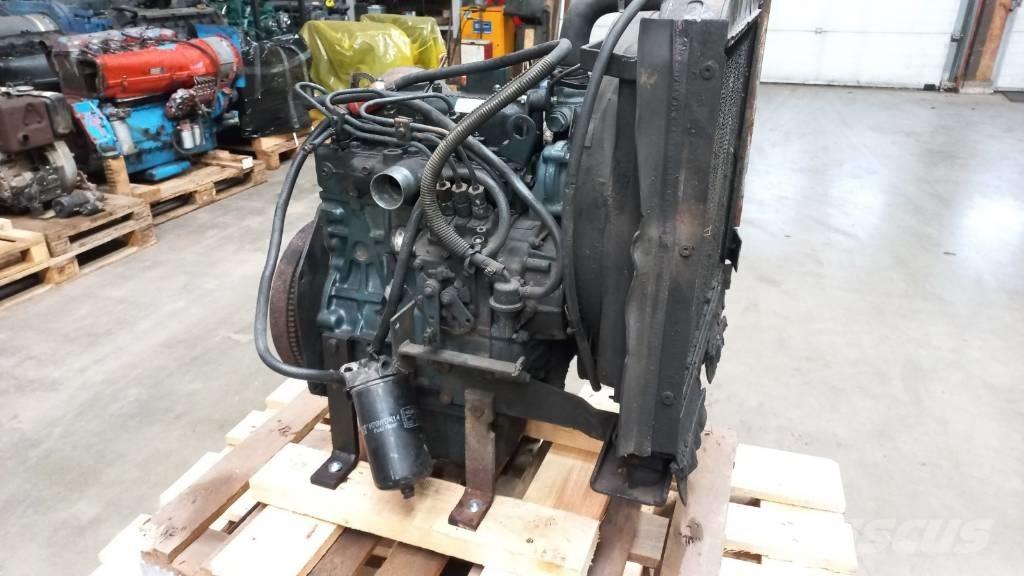 Kubota D 1105 エンジン