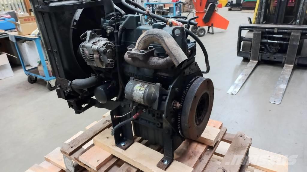 Kubota D 1105 エンジン