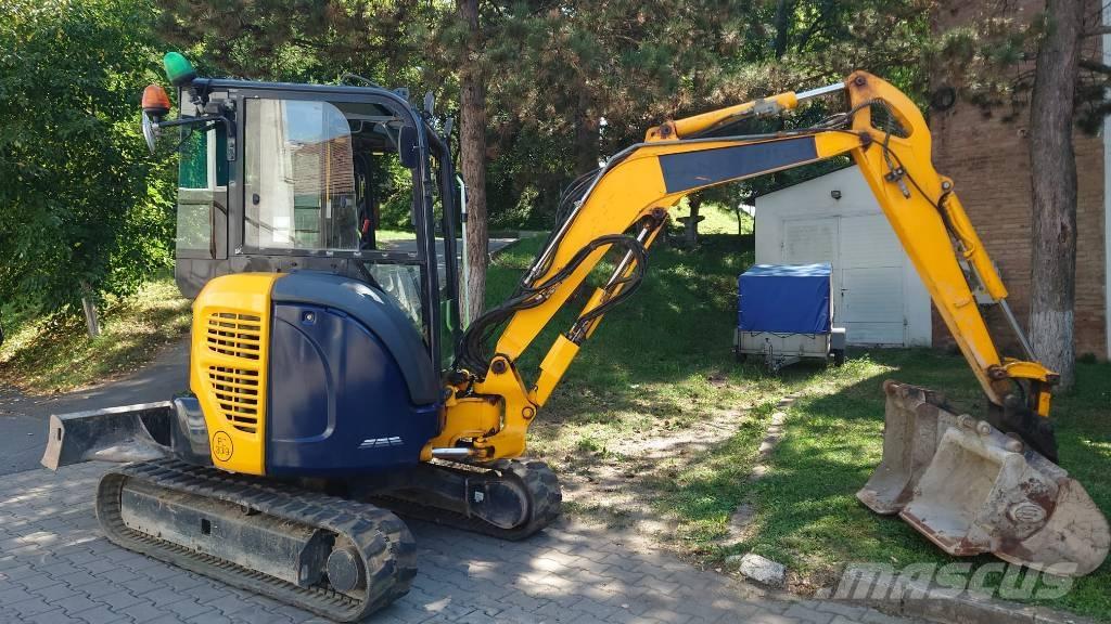 Komatsu PC 30 MR-3 ミニ油圧ショベル 7t以下（ミニユンボ・ミニディガー）