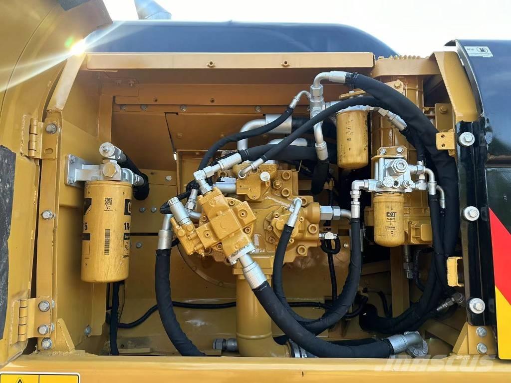 CAT 330 DL 大型油圧ショベル12t以上（パワーショベル・ユンボ）
