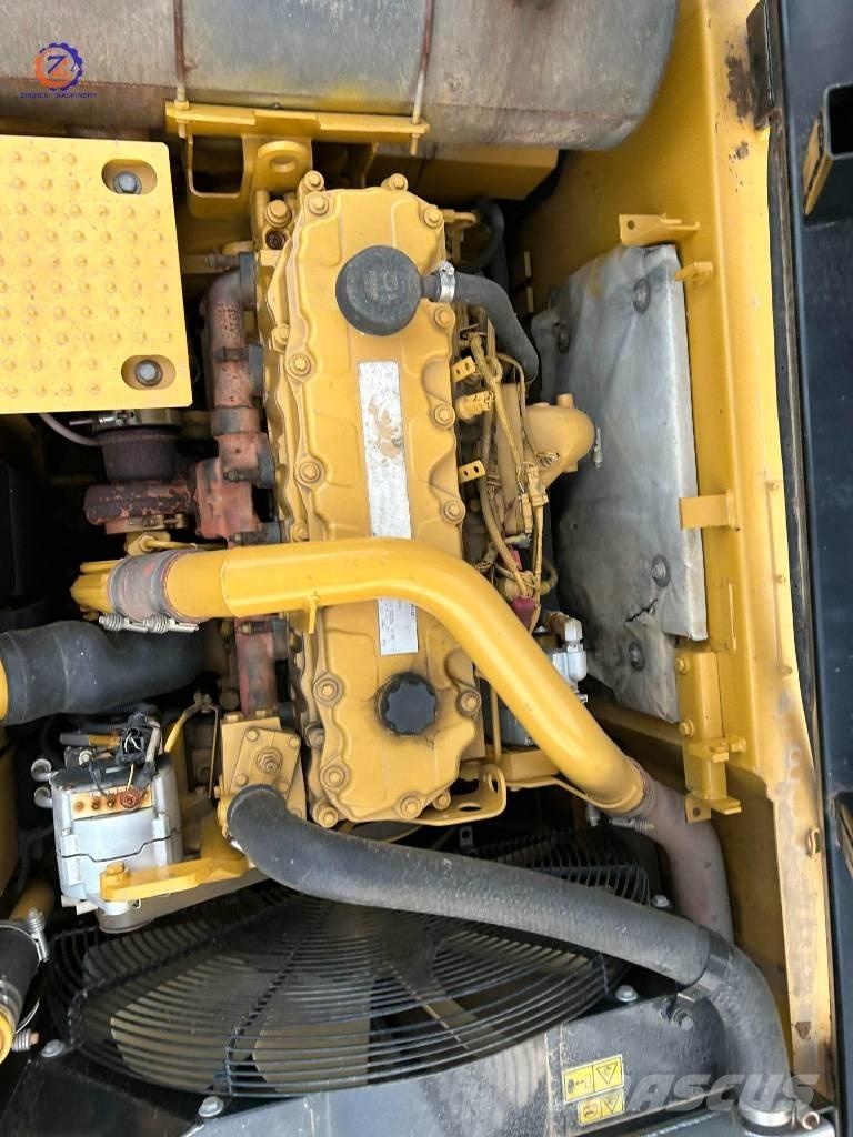 CAT 326 D 大型油圧ショベル12t以上（パワーショベル・ユンボ）