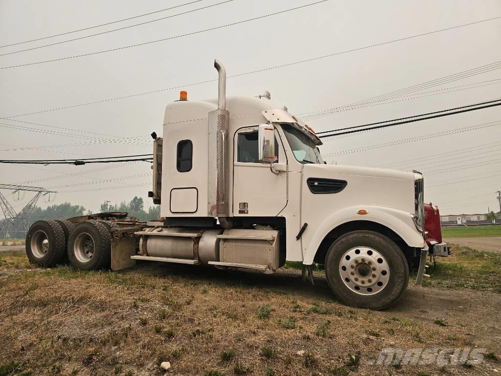 Freightliner 122 SD 中古トラクターヘッド | トレーラーヘッド
