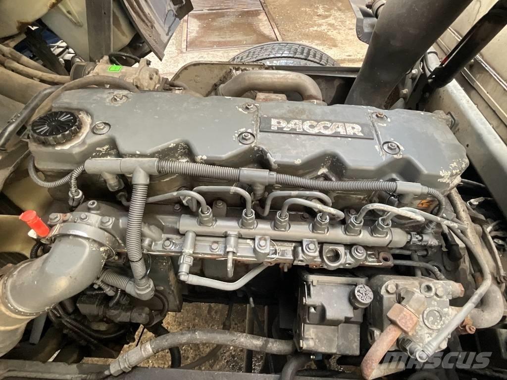DAF CF 65.300 ボックスボディー、ウイング、箱車