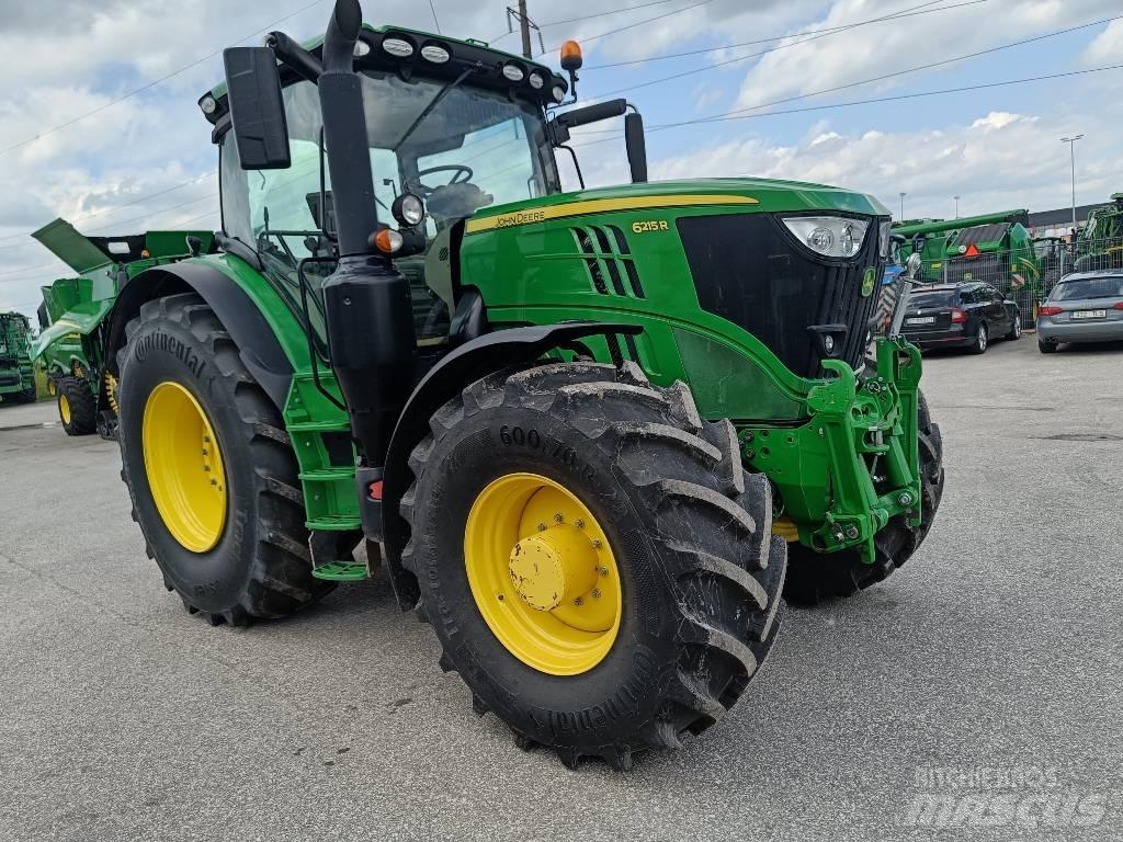 John Deere 6215 R トラクター