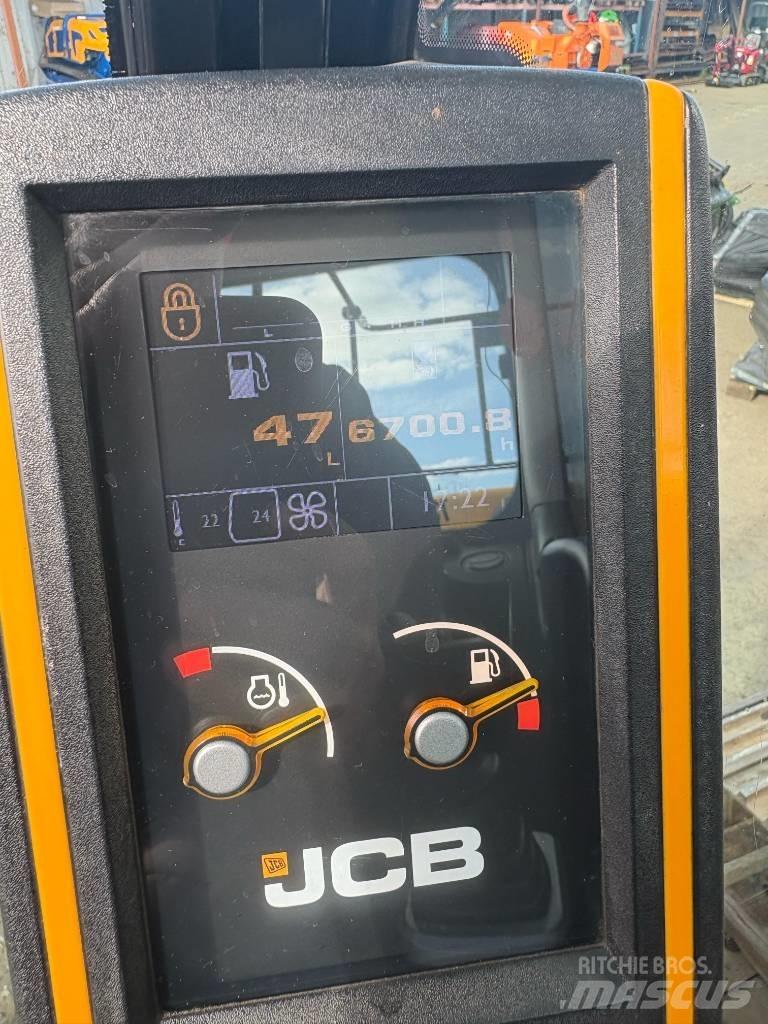 JCB JS 130 LC 大型油圧ショベル12t以上（パワーショベル・ユンボ）