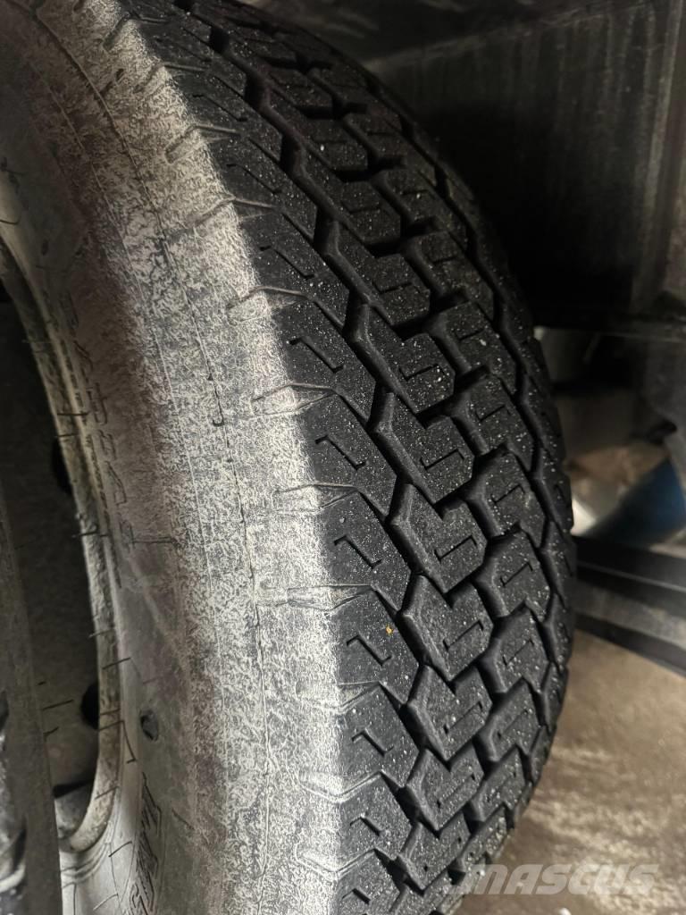 Broshuis jumbo フラットベッドセミトレーラー／ドロップサイドセミトレーラー