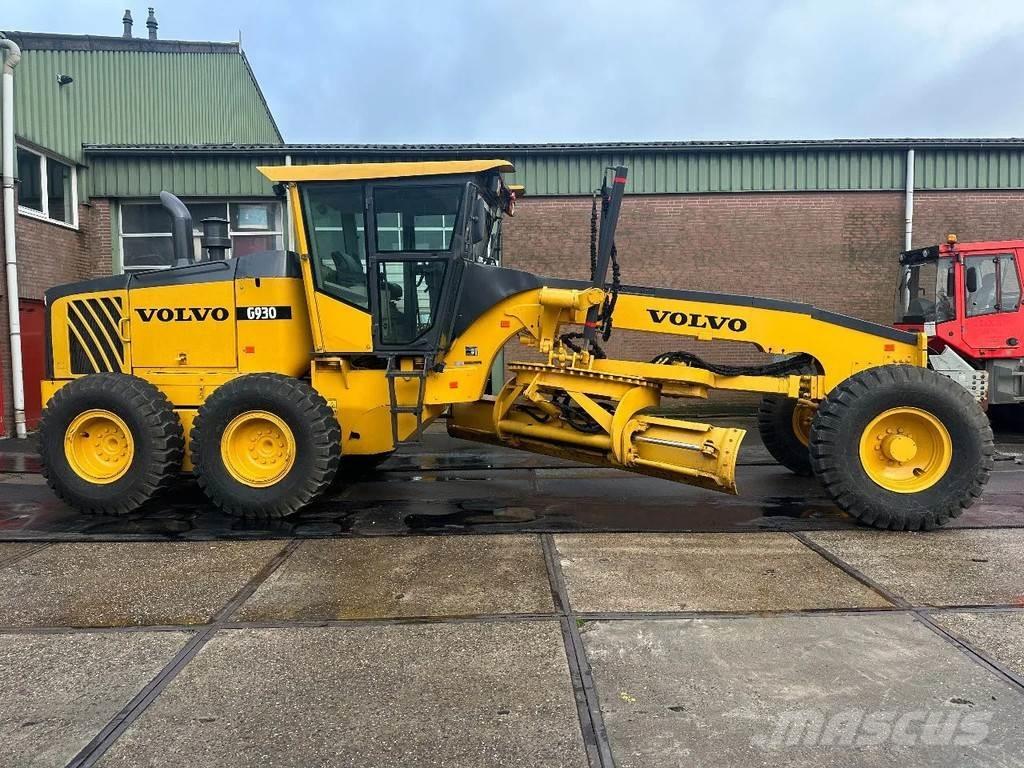Volvo G 930 モーターグレーダー