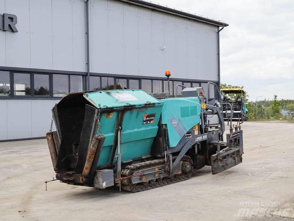 Vögele Super 800 アスファルトフィニッシャ