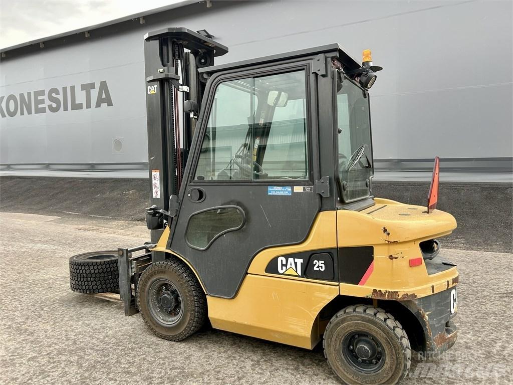 CAT DP 25 NT ディーゼル・軽油