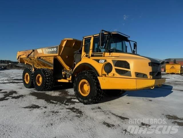 Volvo A 30 F アーティキュレート式ダンプトラック