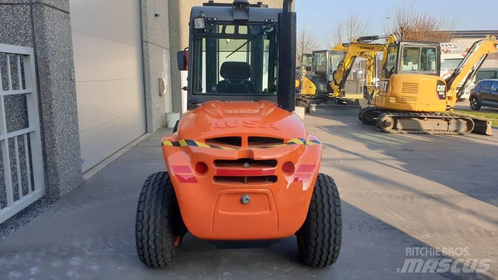 Ausa C 250 H X4 ディーゼル・軽油