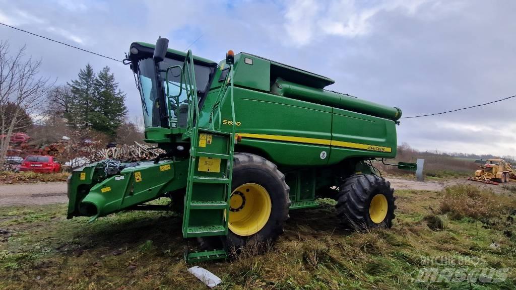 John Deere S 690 コンバイン