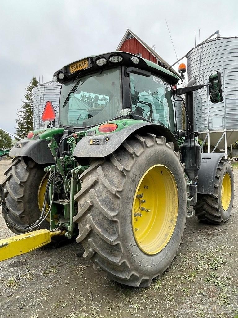 John Deere 6155R トラクター