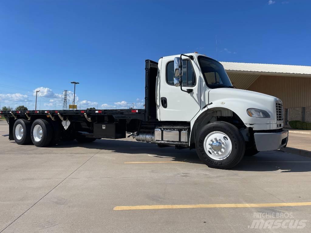 Freightliner M 106 平ボディー