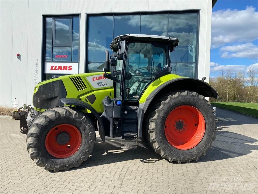 CLAAS AXION 810 トラクター