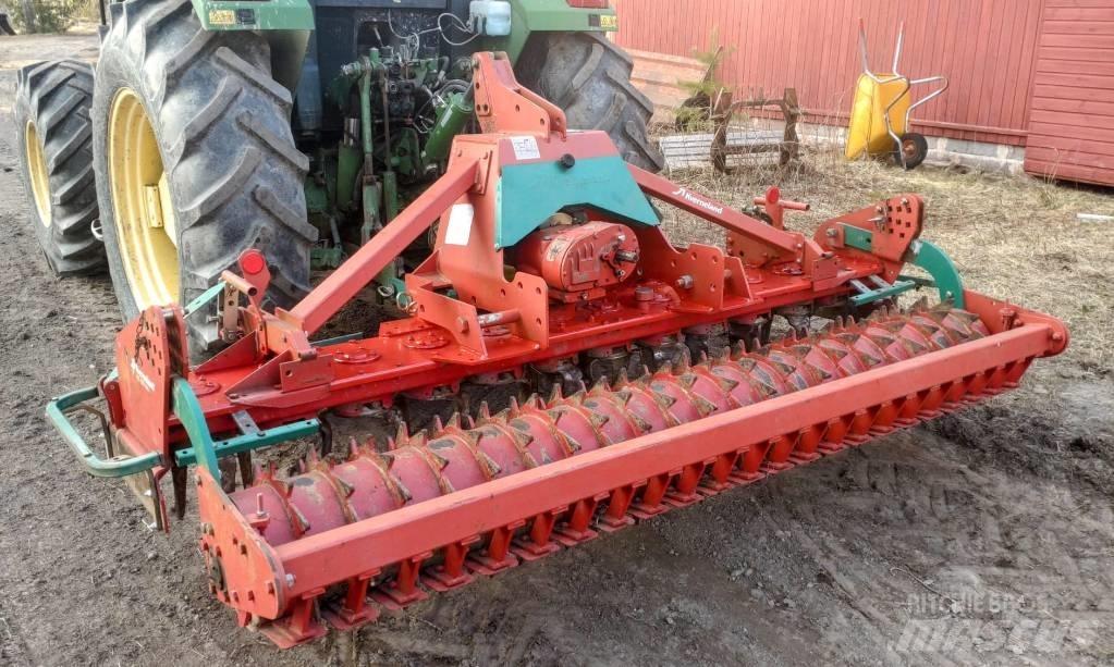 Kverneland NG 300 パワーハローとロータリーハロー