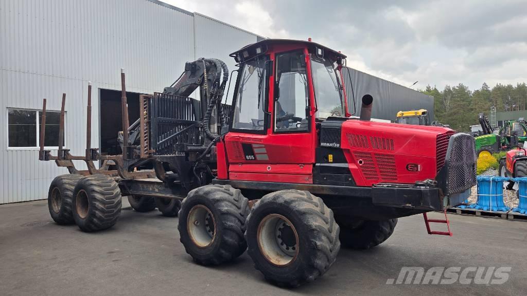 Komatsu 855 フォワーダー