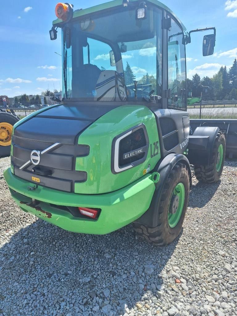 Volvo JL25H ELECTRIC ホイールローダー・タイヤショベル