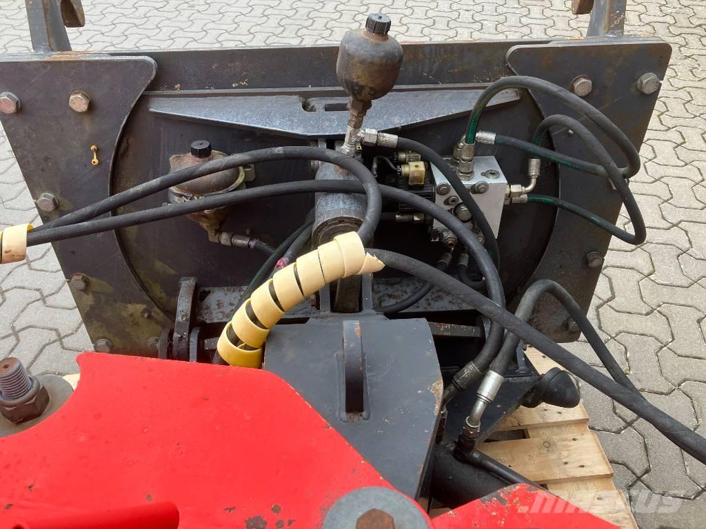 Mählers 320 スノーグルーマー