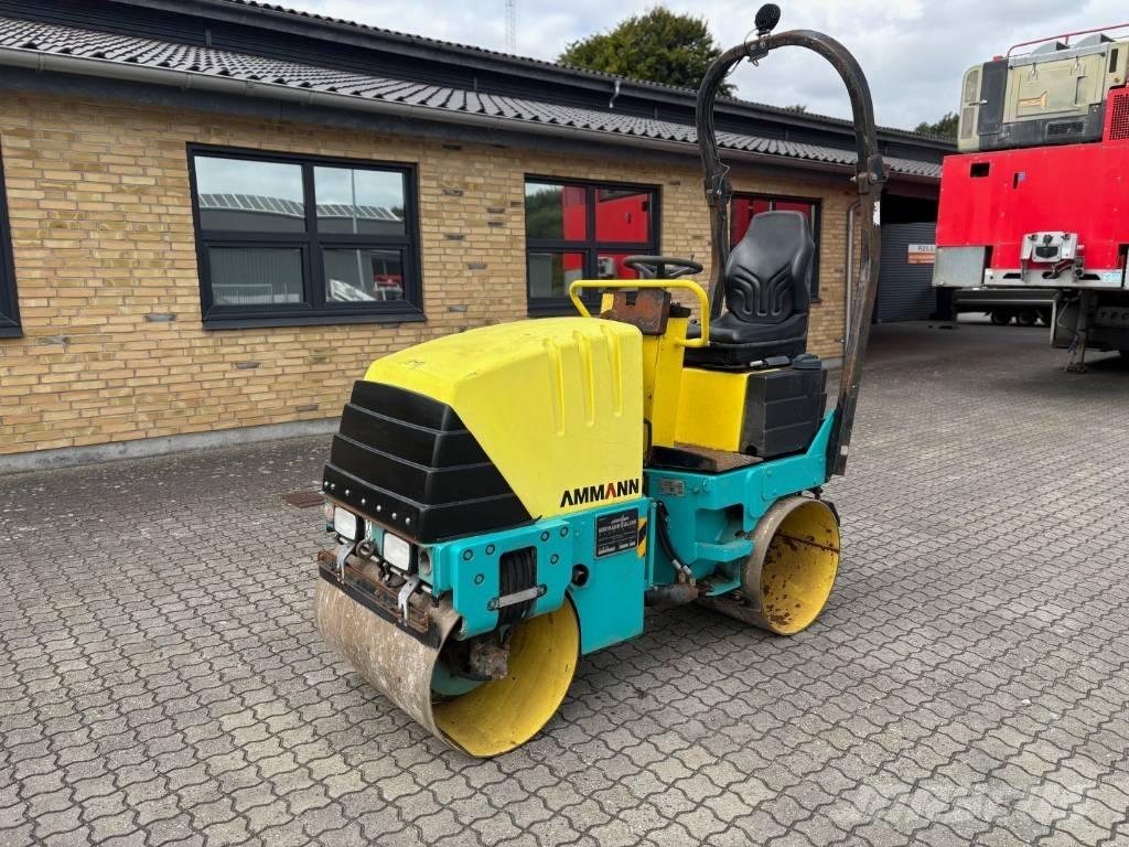 Ammann AV 12-2 タンデムローラ